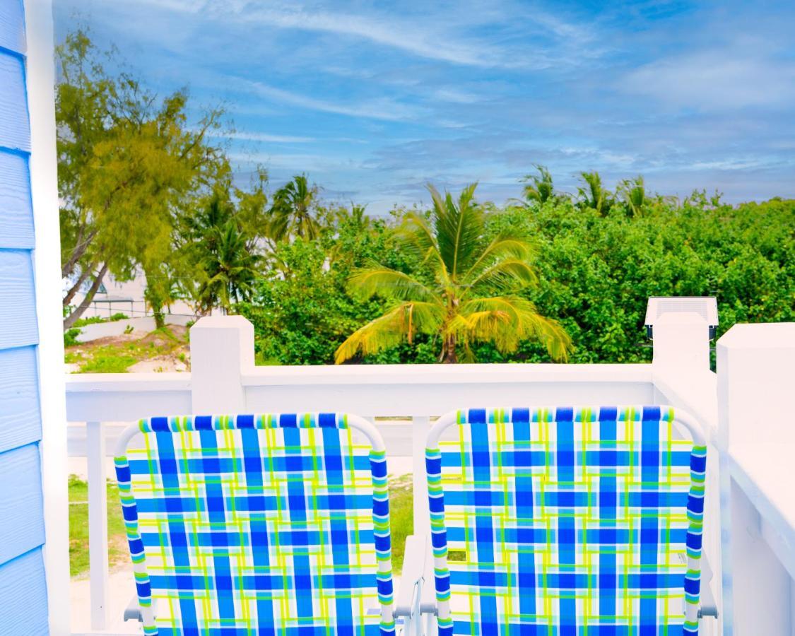 Sheer Bliss Beachview Apt #2 George Town Extérieur photo